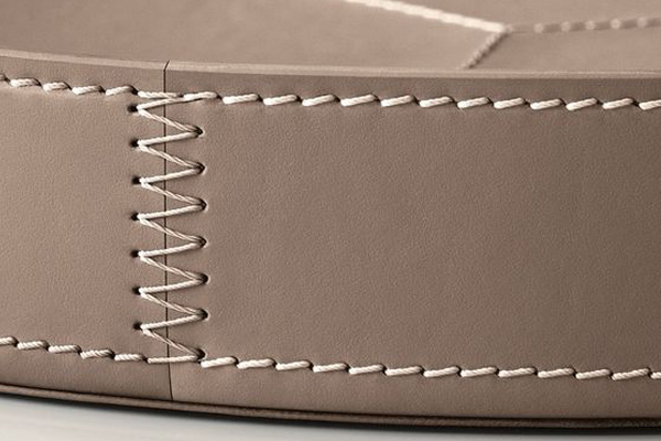 모든 세부 사항에 세심한 관심